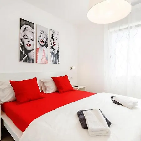 Sunrise Vikendica Pula