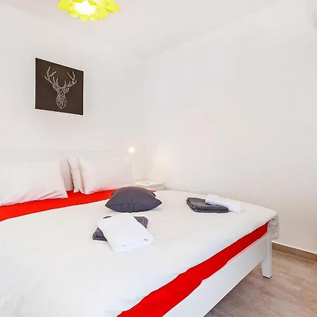 Vikendica Sunrise Pula