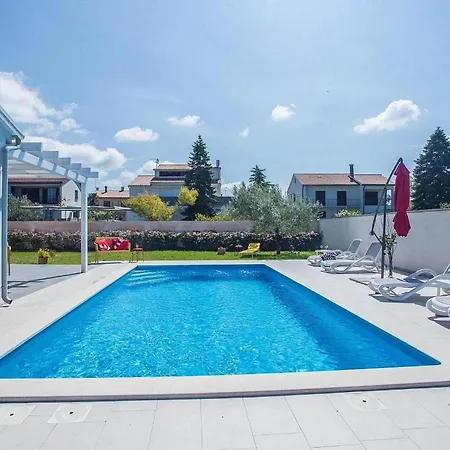 Semesterbostad Sunrise Pula