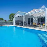 Ferienhaus Sunrise Pula